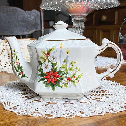 Antique Ellgreave Genuine Ironstone Christmas Teapot