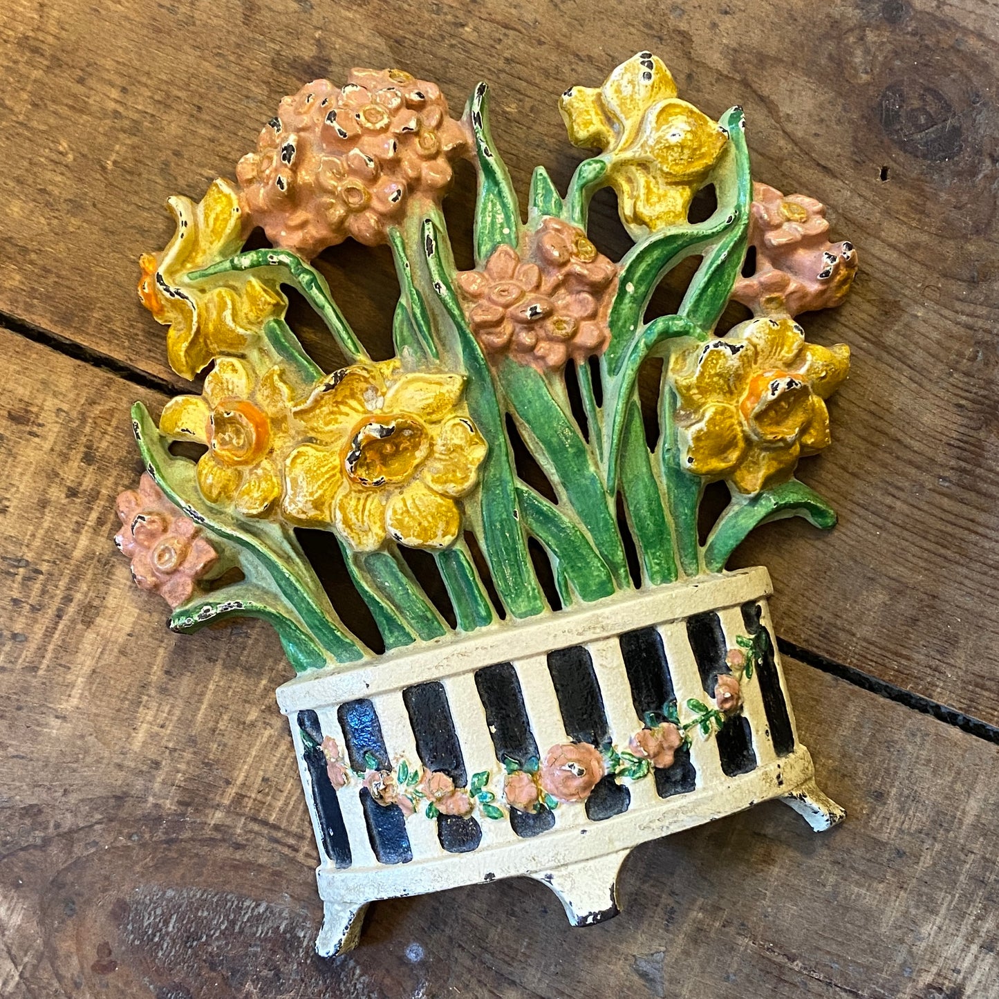 Antique Hubley Daffodils Cast Doorstop