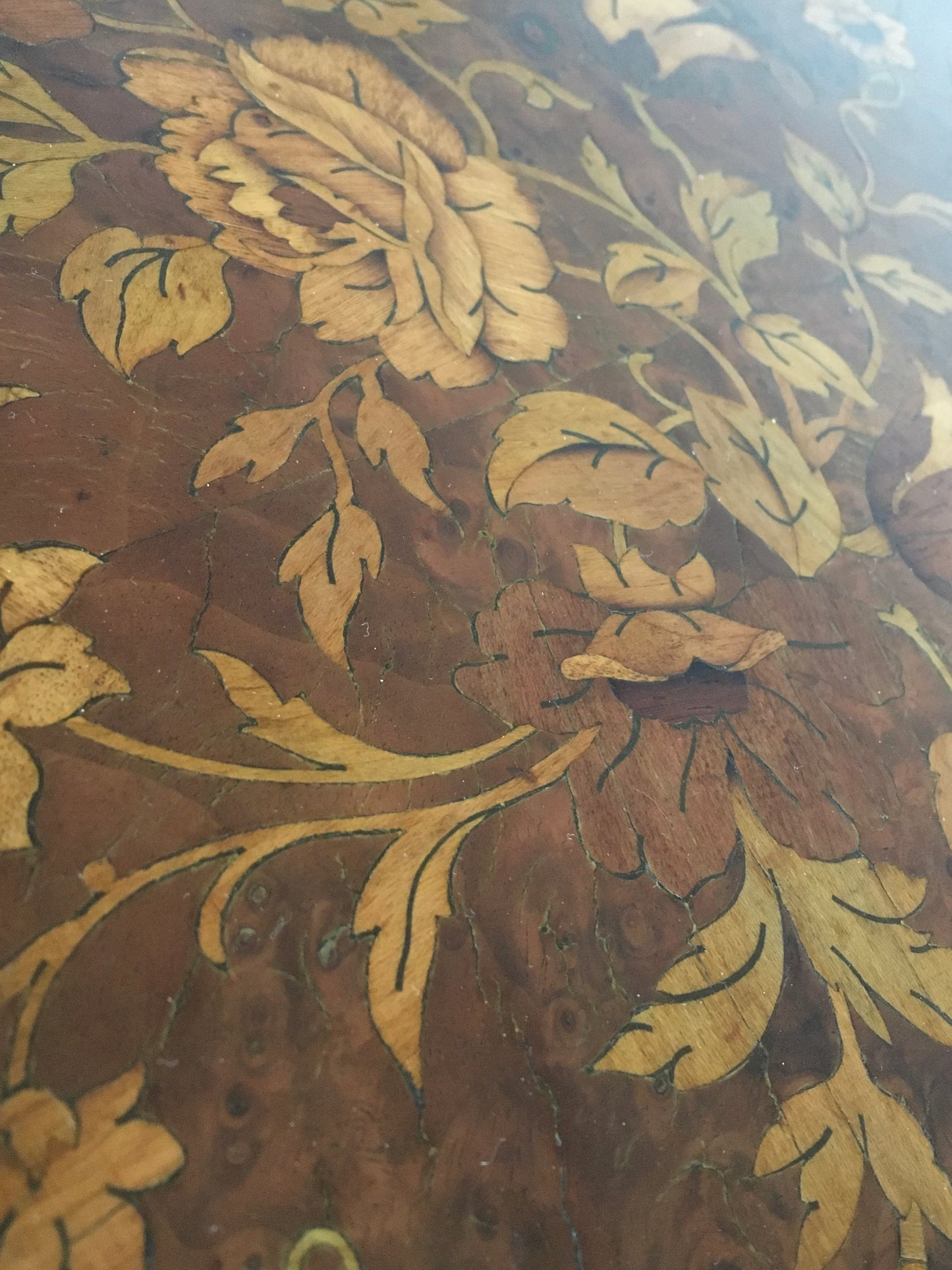 Floral Inlay Burr Walnut Piecrust Table